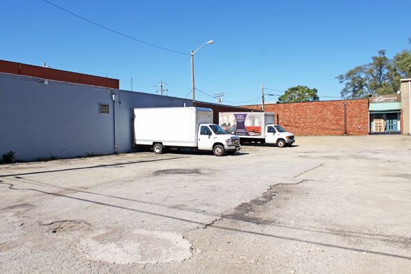 2504 N Sheridan Rd, Peoria, IL 61604